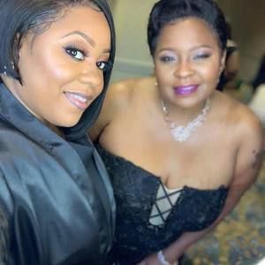 Meet your Posher, Jeanette